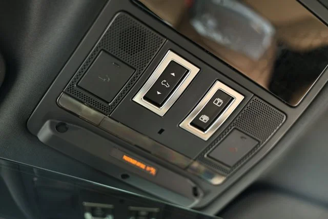New 2026 Gray Land Rover X-Dynamic SE image 50