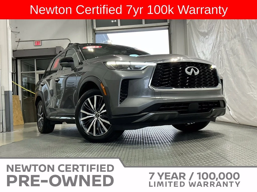 Certified Used 2023 Graphite Shadow INFINITI Autograph image 33
