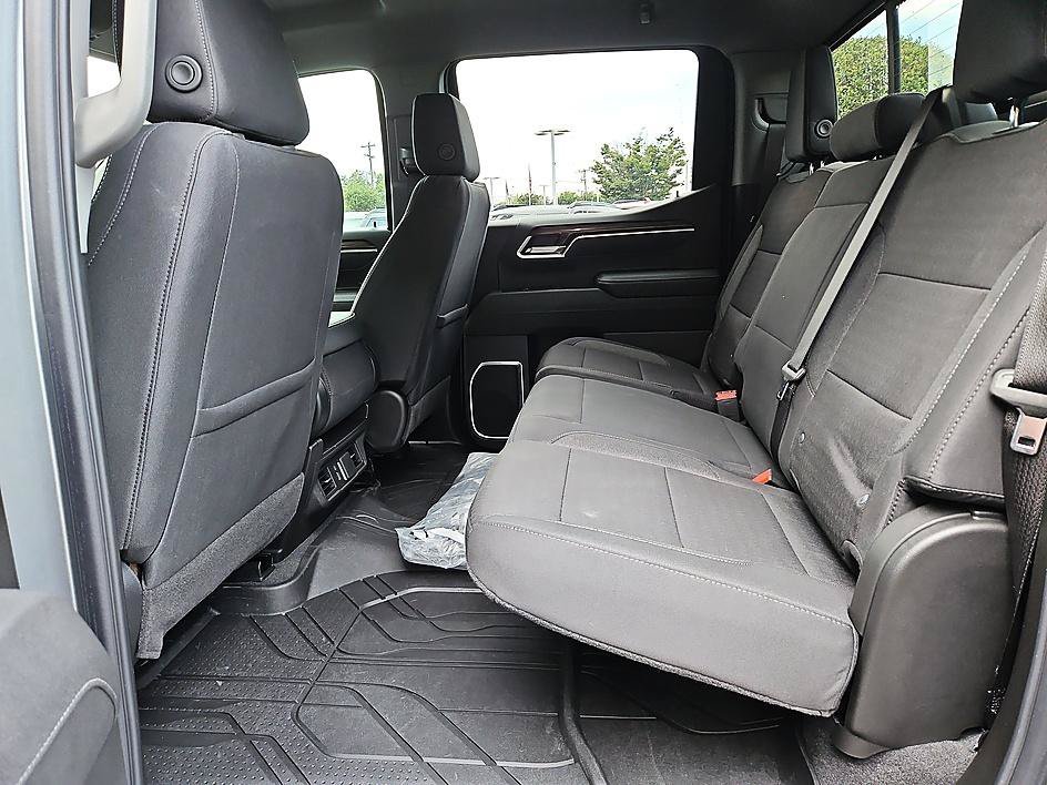 2026 Chevrolet Silverado 1500 LT - Photo 11