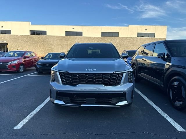 Used 2024 Silver Kia S image 8