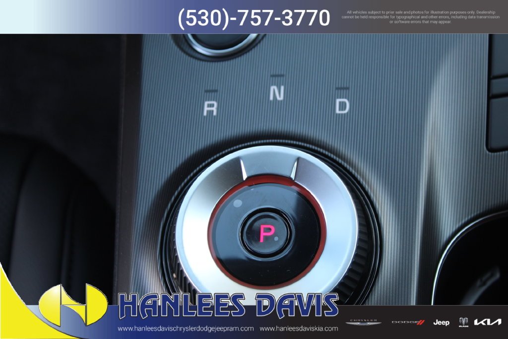 New 2027 Snow White Pearl Kia SX Prestige image 22