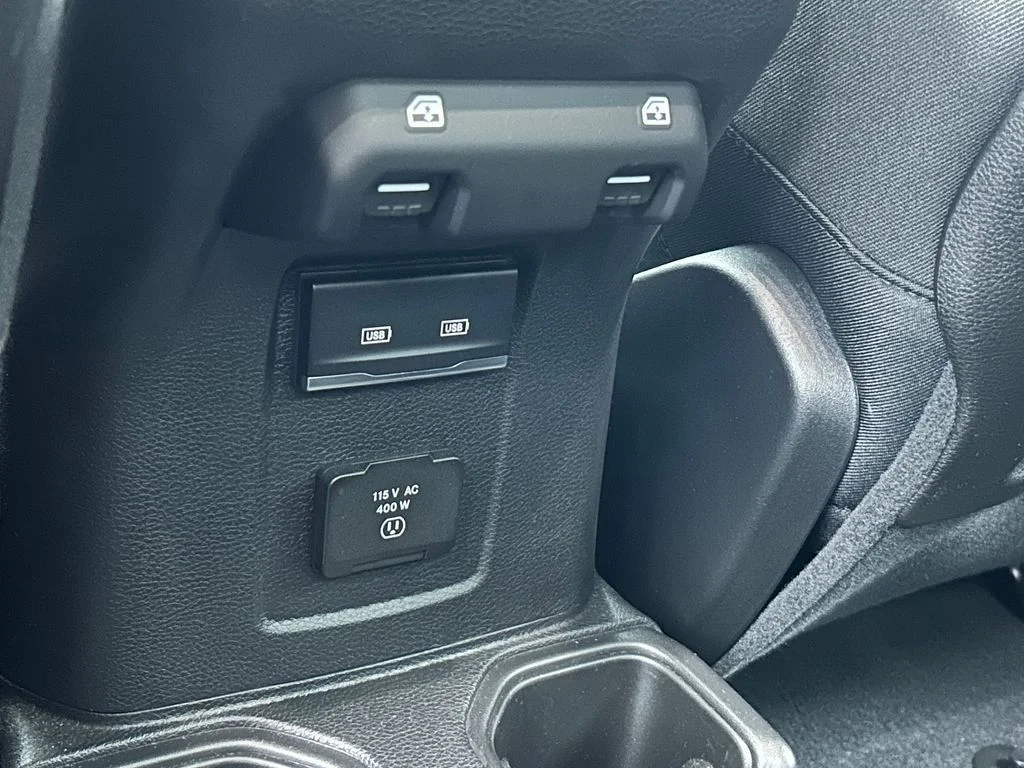 Used 2024 Anvil Clear Coat Jeep Mojave image 21