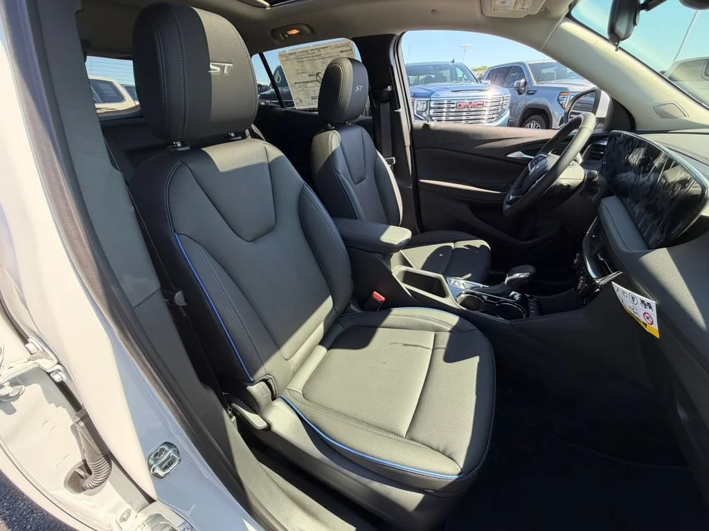 2026 Buick Encore GX Sport Touring - Photo 17
