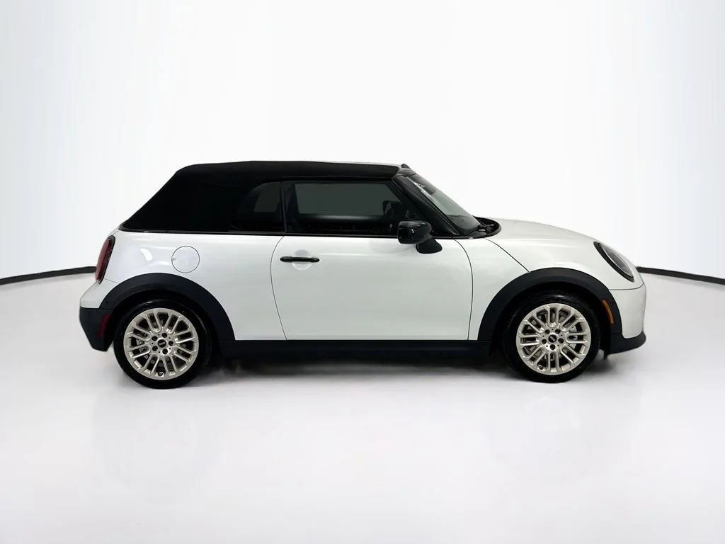 New 2026 Nanuq White Metallic MINI Signature Plus image 12