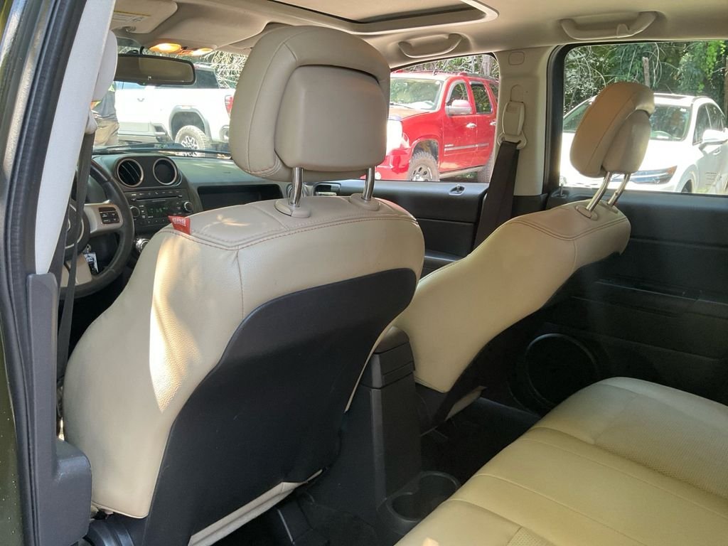 Used 2016 Green Jeep Sport image 28