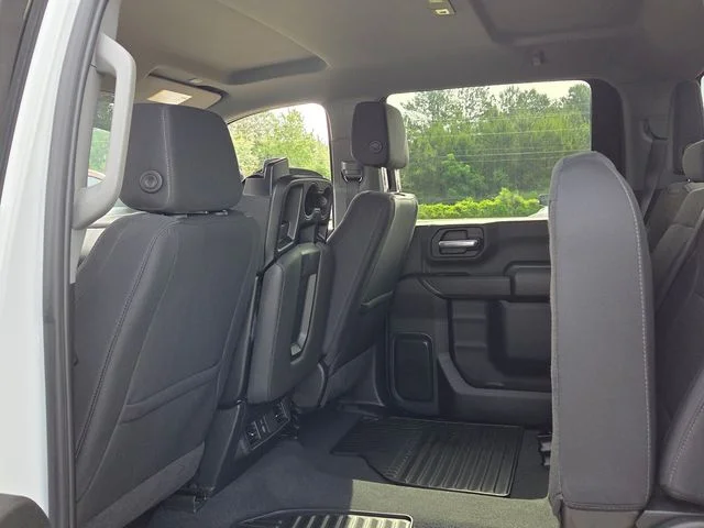 Used 2025 White Chevrolet Custom image 7