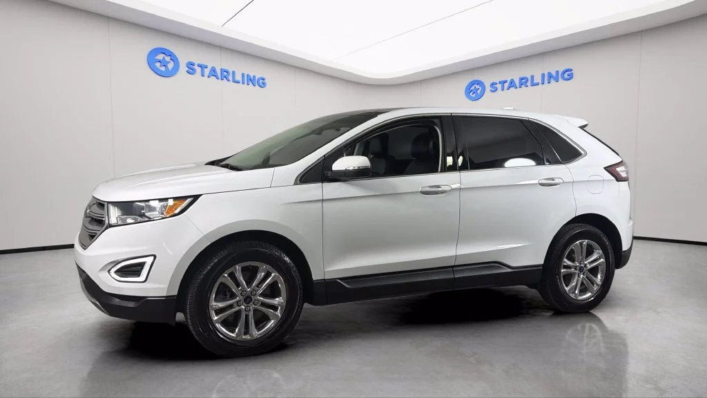 Used 2017 White Ford SEL image 2