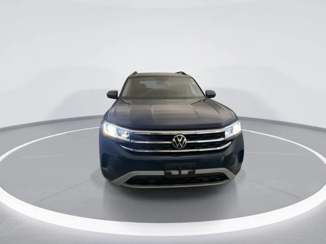 Used 2023 Blue Volkswagen 2.0T SE w/Technology image 9