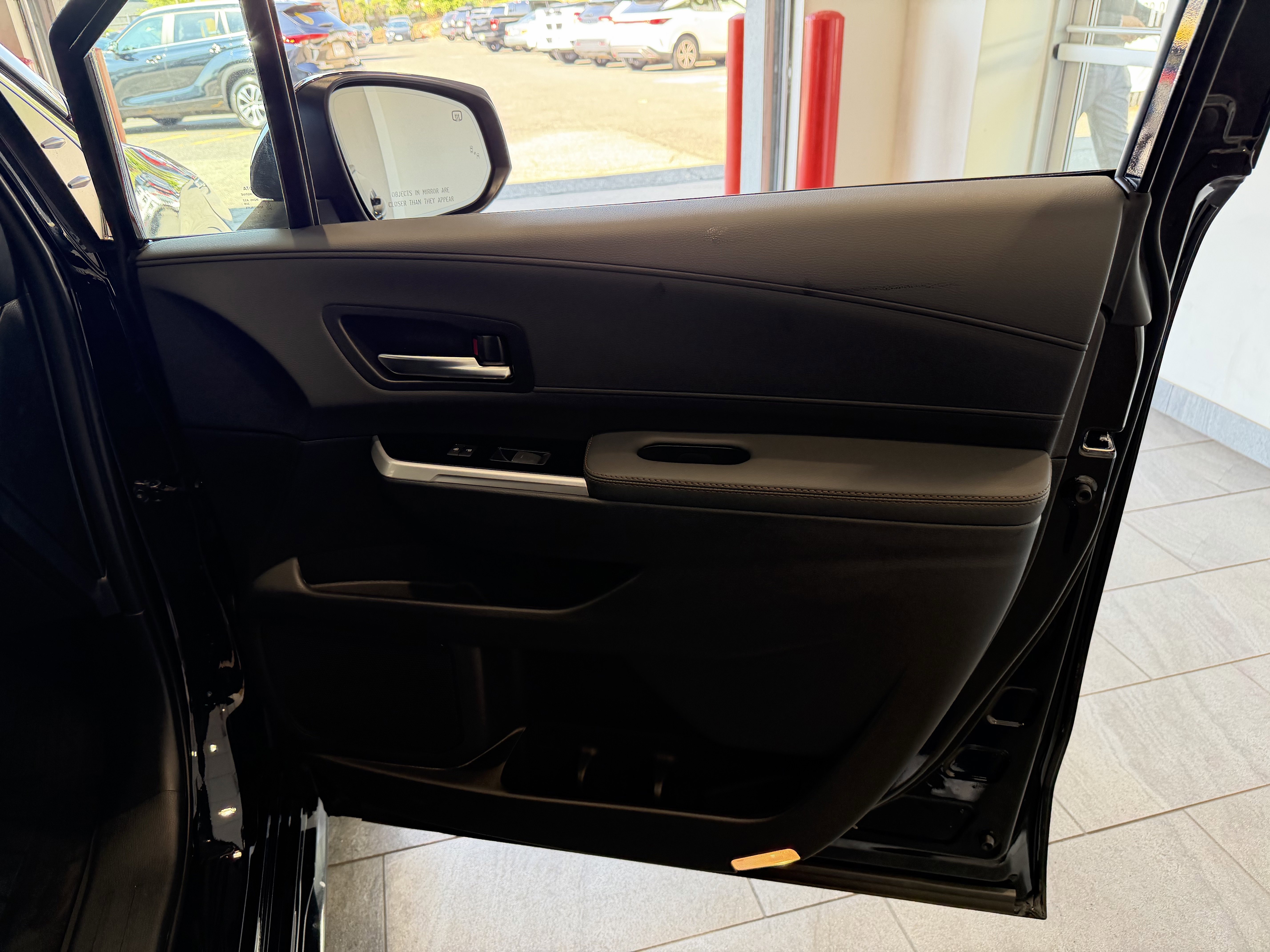 2026 Toyota Sienna Platinum - Photo 63