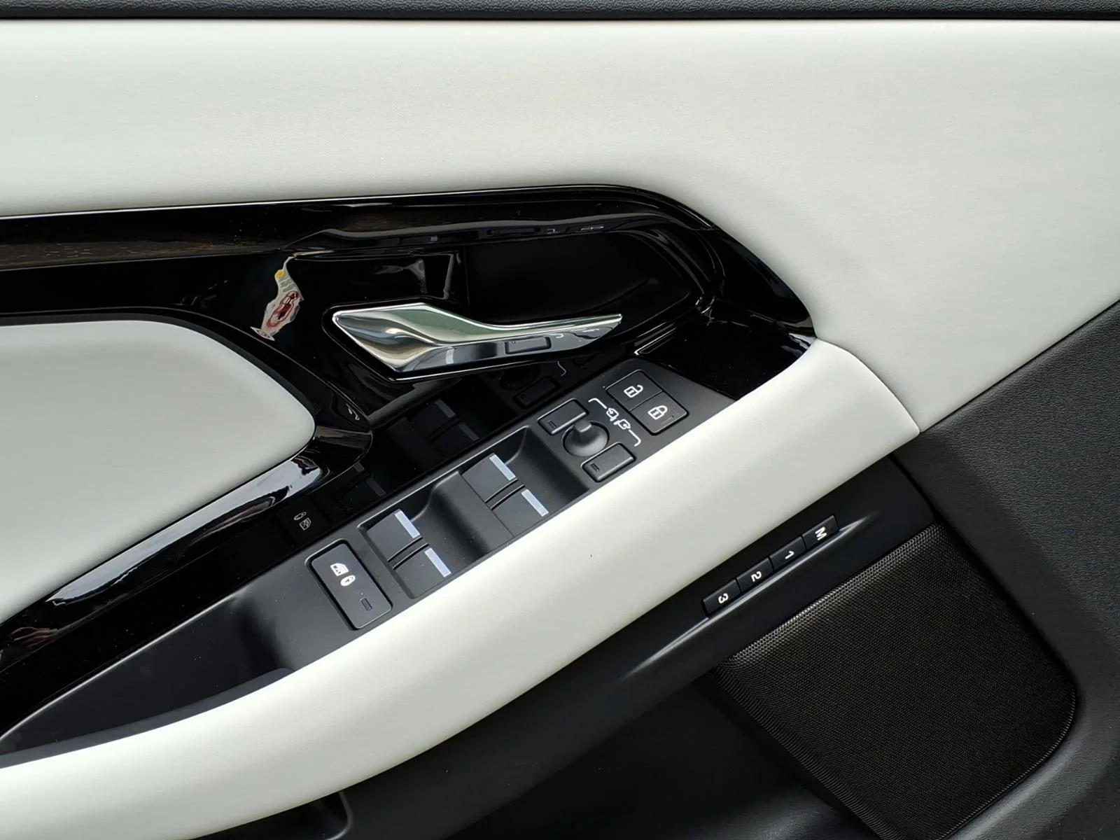 New 2026 Blue Land Rover S image 10
