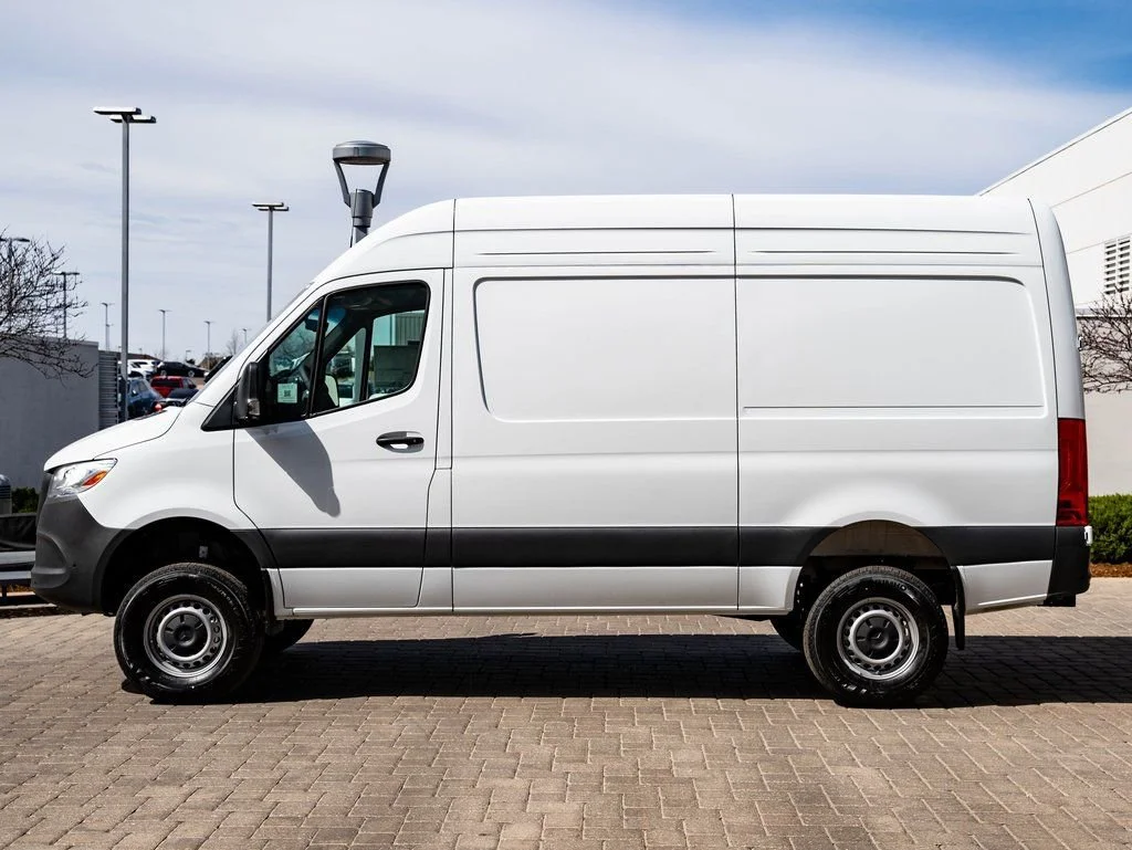New 2026 Arctic White Mercedes-Benz Cargo 144 WB image 5