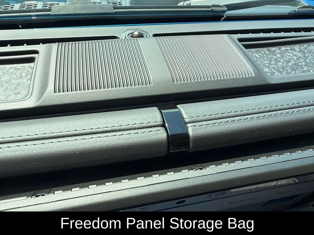 2025 Jeep Wrangler 4-Door Sahara - Photo 12