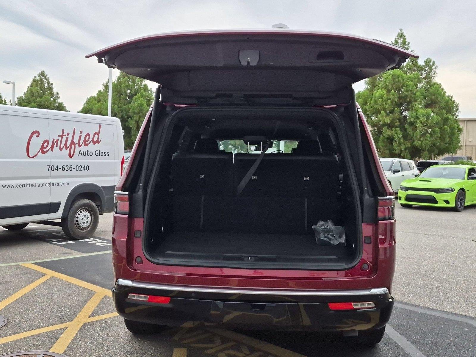 Used 2024 Velvet Red Pearlcoat Jeep Series II image 34