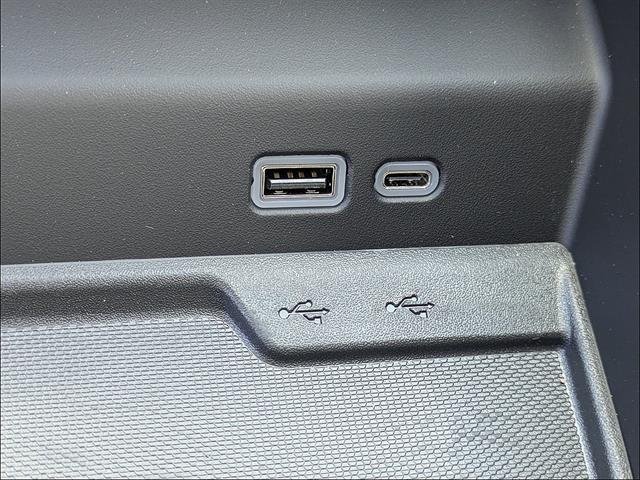 New 2026 Summit White Chevrolet LT image 27