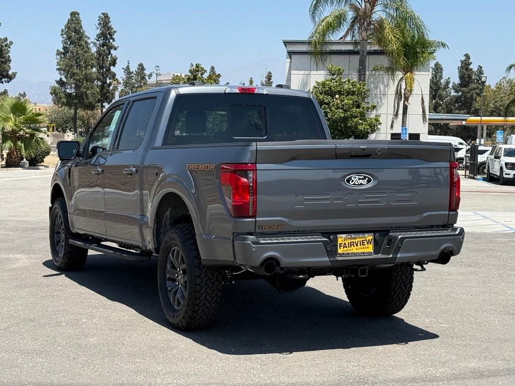 New 2026 Gray Ford Tremor image 4