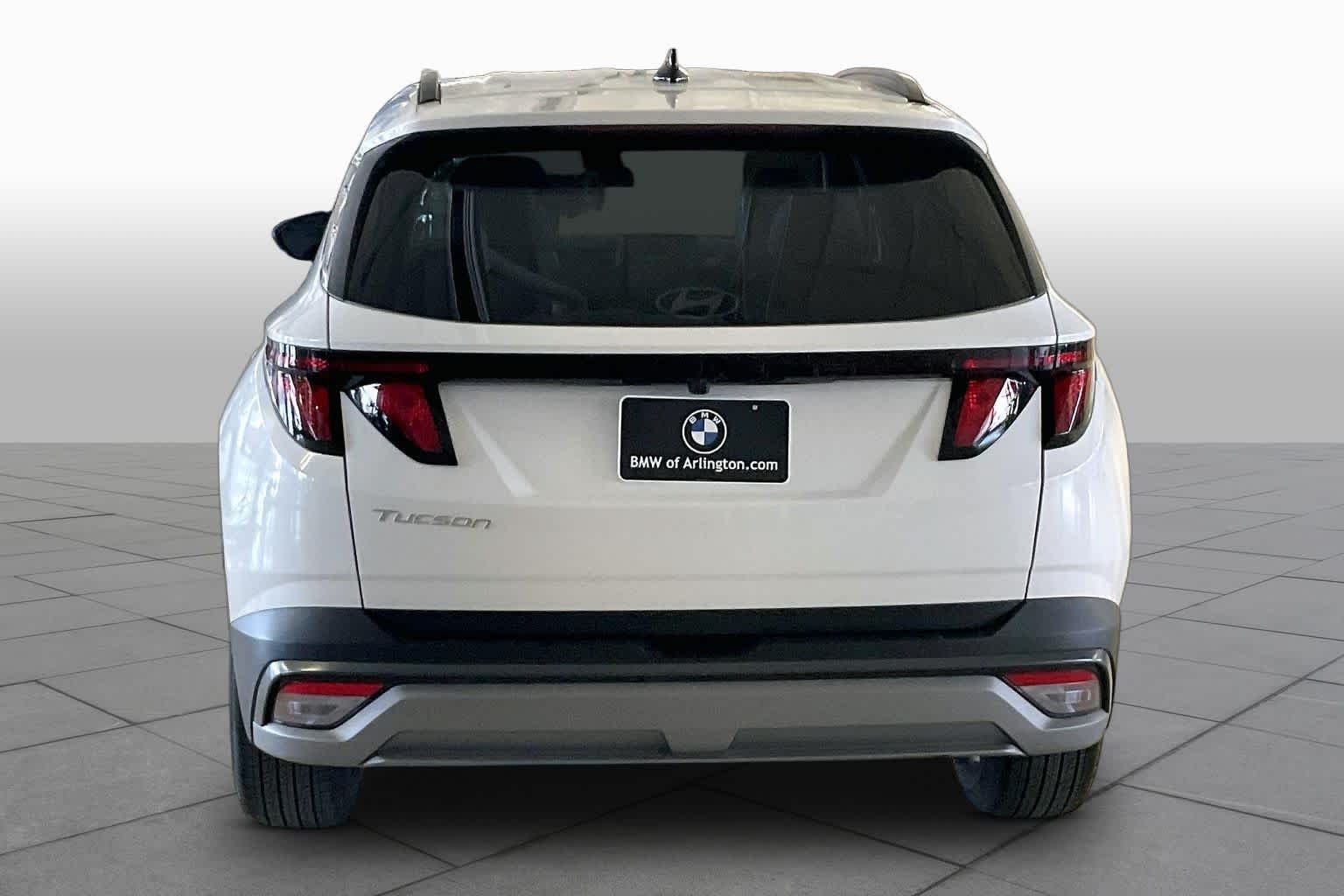 Used 2026 Serenity White Pearl Hyundai SEL image 4