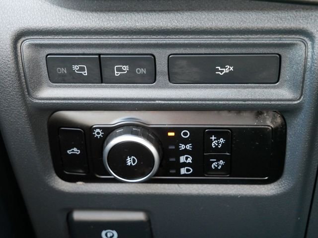 Certified Used 2023 Oxford White Ford XLT image 26