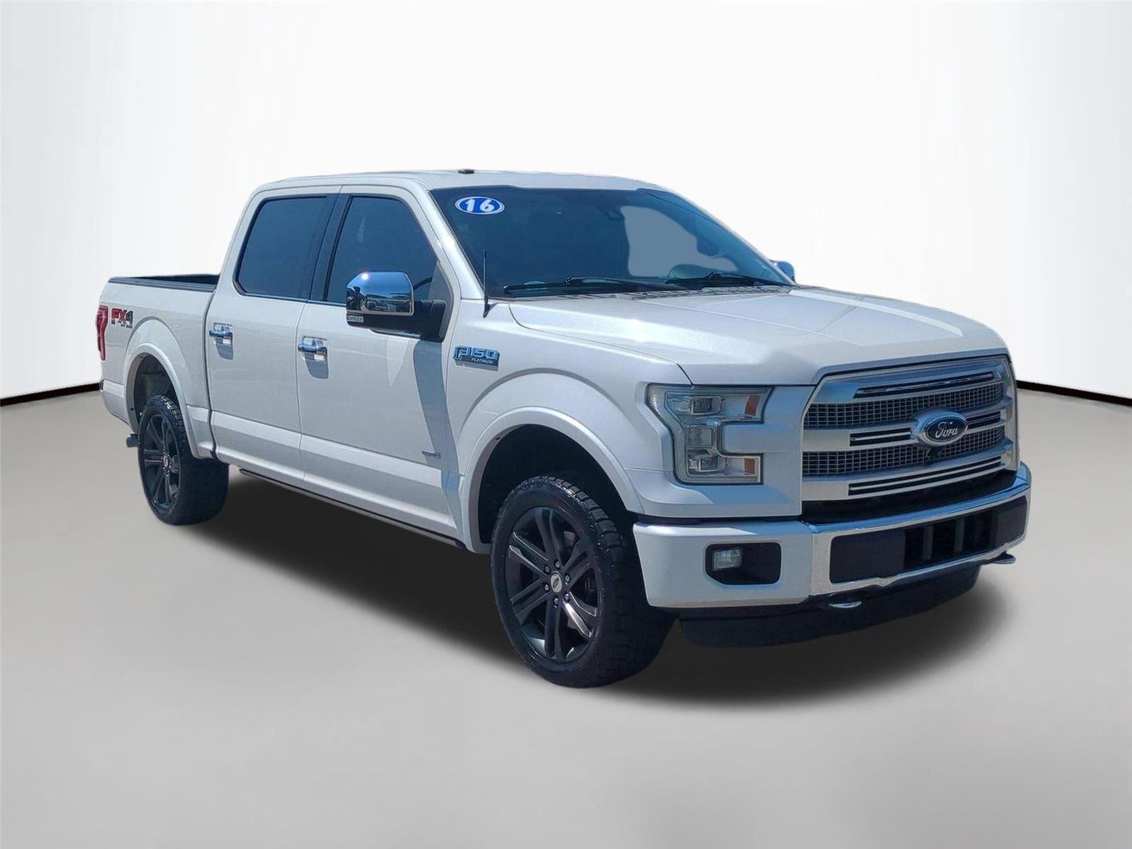 Used 2016 White Platinum Metallic Tri-Coat Ford Platinum image 7