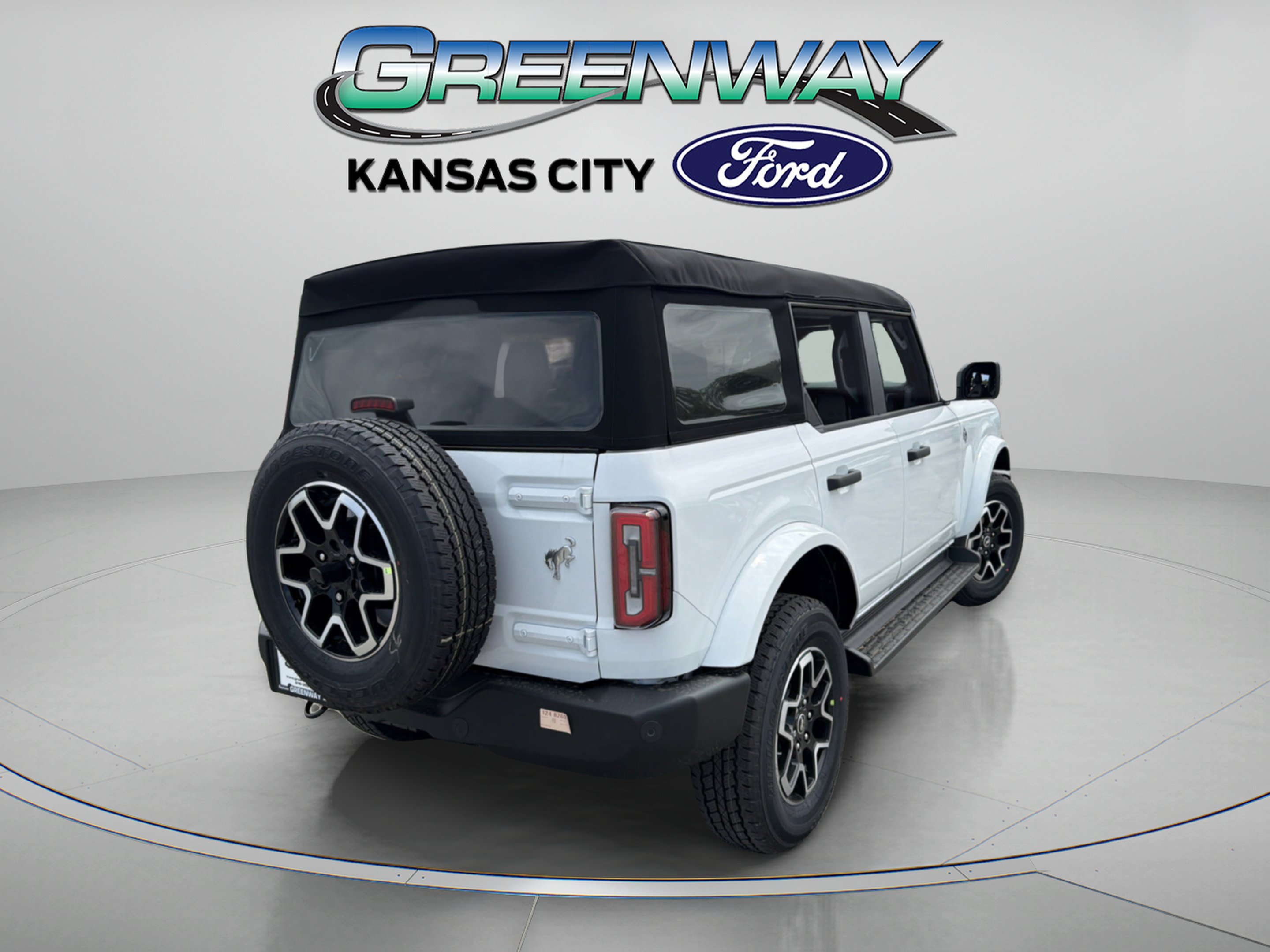 New 2026 Oxford White Ford Outer Banks® image 8