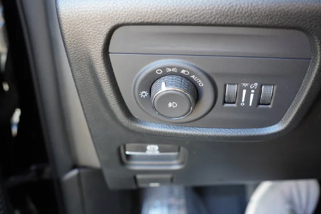 Certified Used 2025 Black Jeep Limited image 28