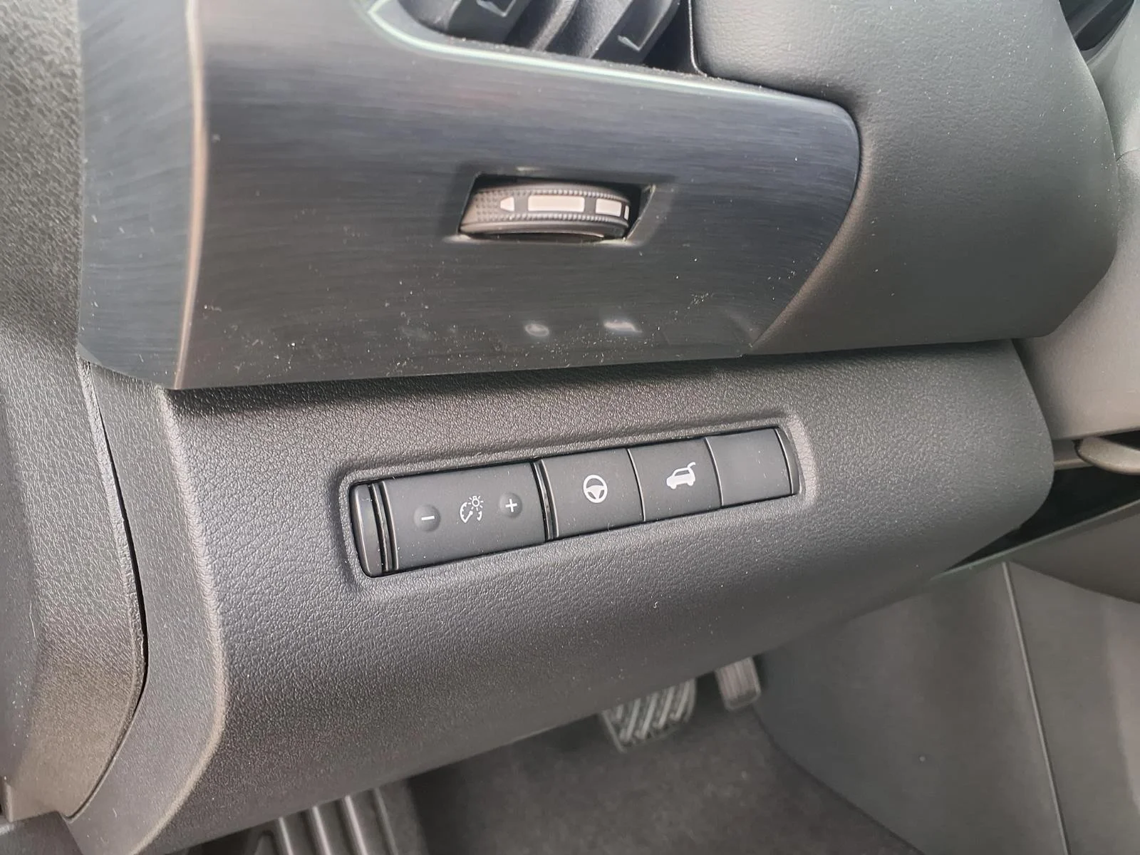 2026 Nissan Pathfinder Rock Creek® Black at Robbins Nissan