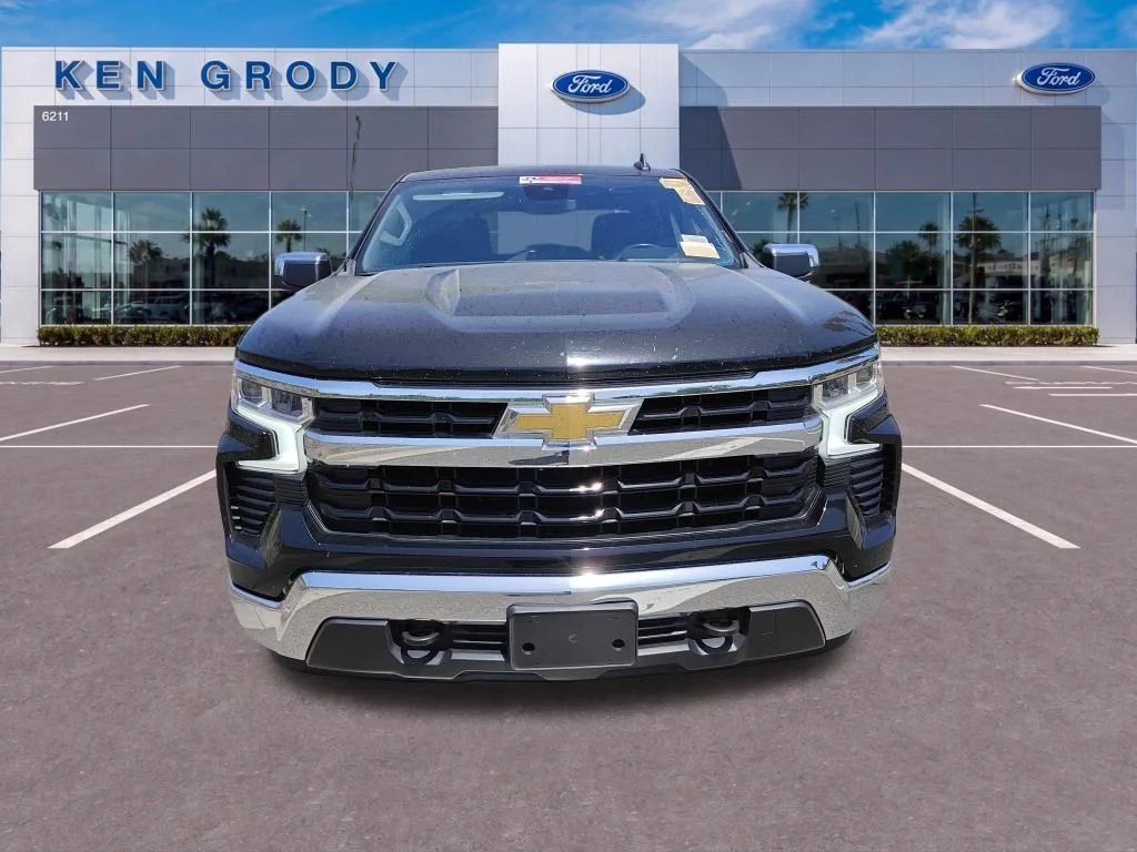 Used 2022 Black Chevrolet LT image 19