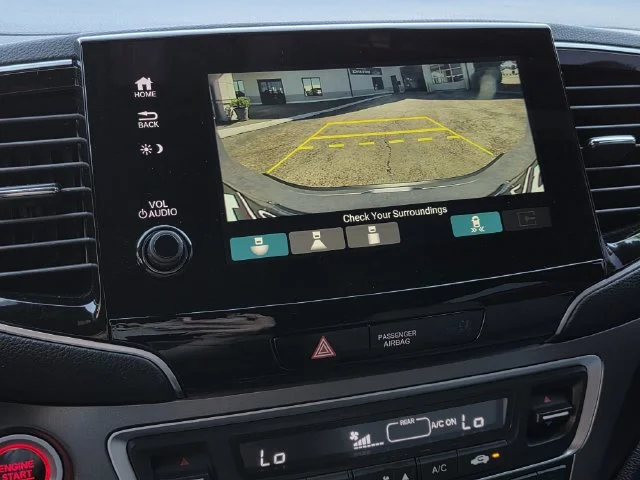 Used 2023  Honda EX-L image 12