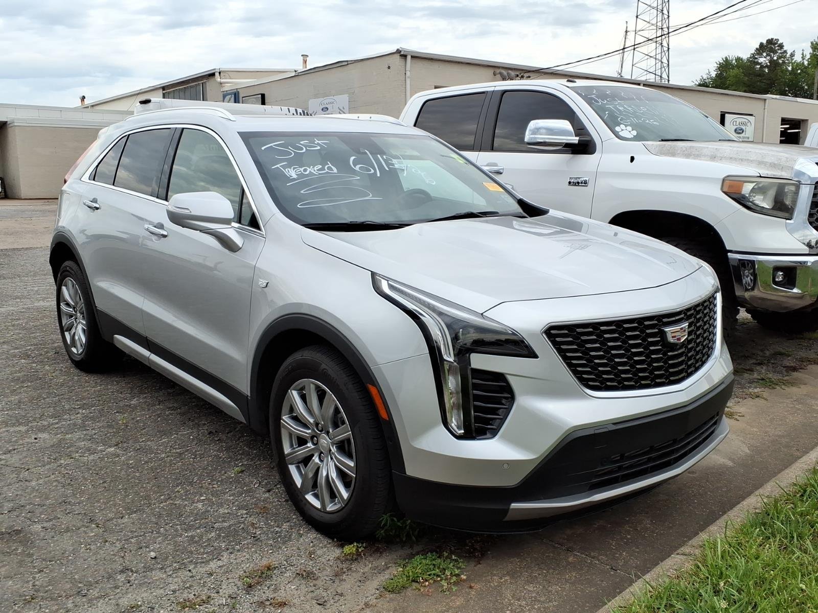 Used 2020  CADILLAC PREMLUXU image 3