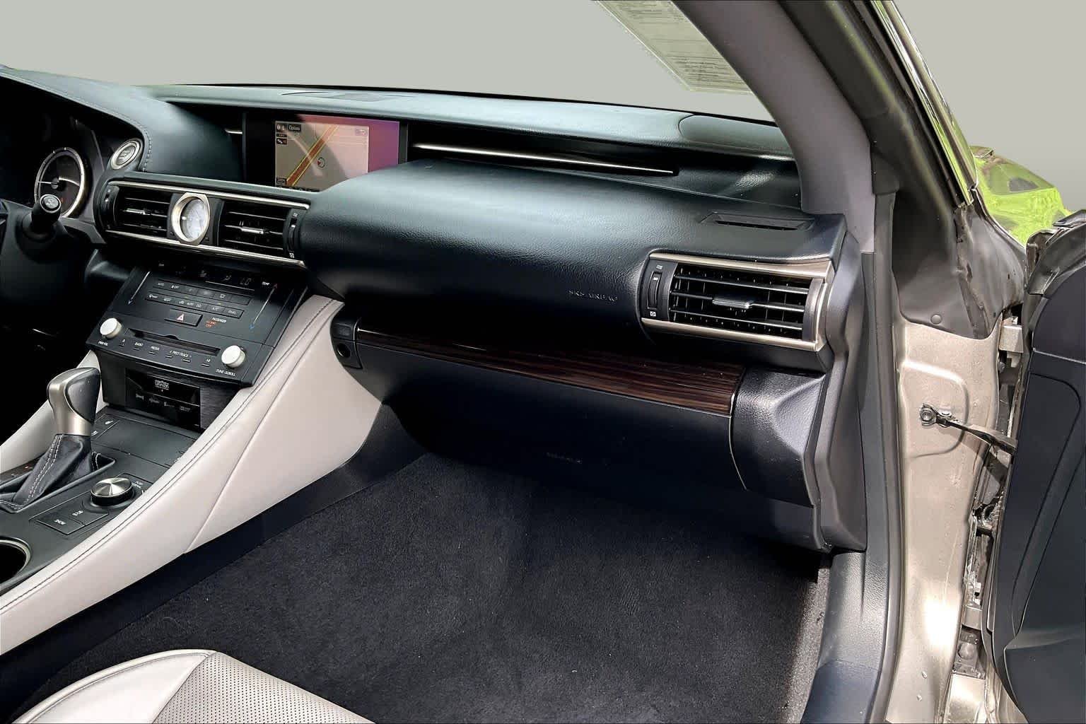 Used 2015 Atomic Silver Lexus  image 17
