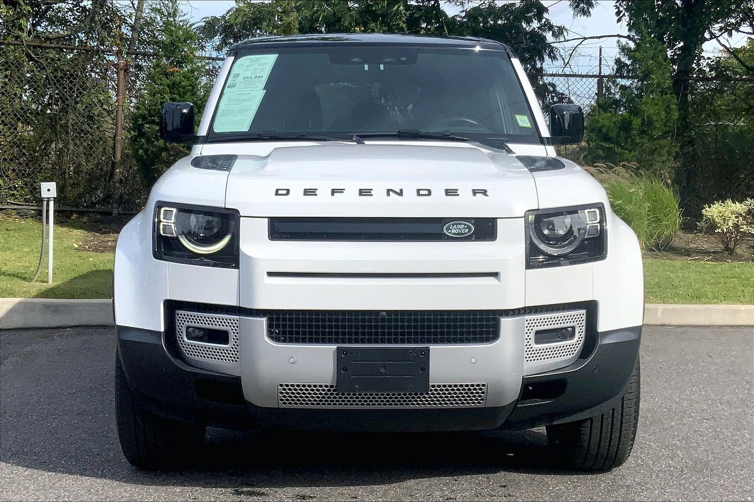 Used 2024 Fuji White Land Rover S image 2