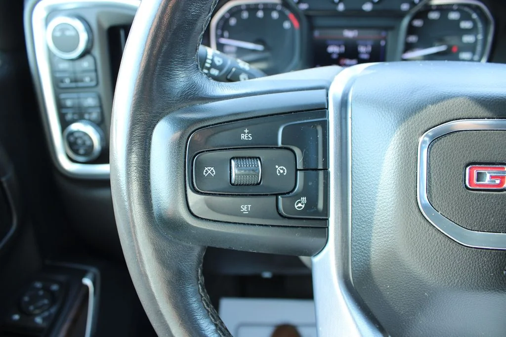 Used 2021 Summit White GMC SLT image 44