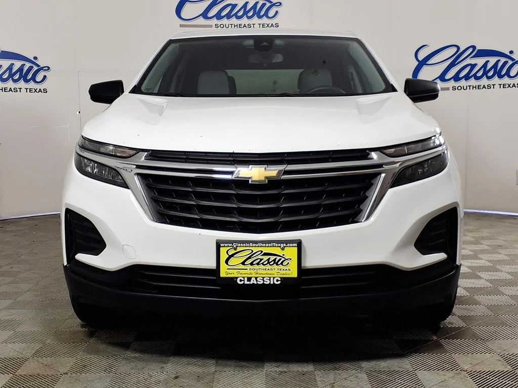 Used 2024 White Chevrolet LS image 3