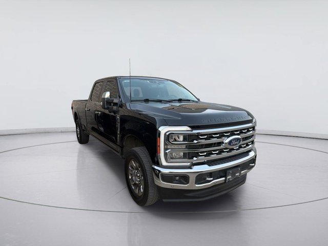 2023 Ford Super Duty F-350 Lariat