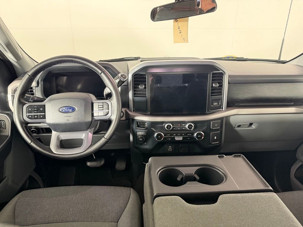Used 2025 Black Ford XLT image 7