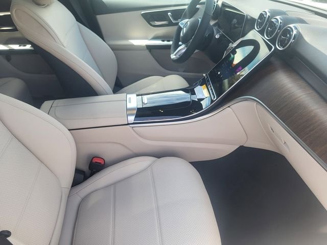 New 2026 Polar White Mercedes-Benz GLC 300 image 12