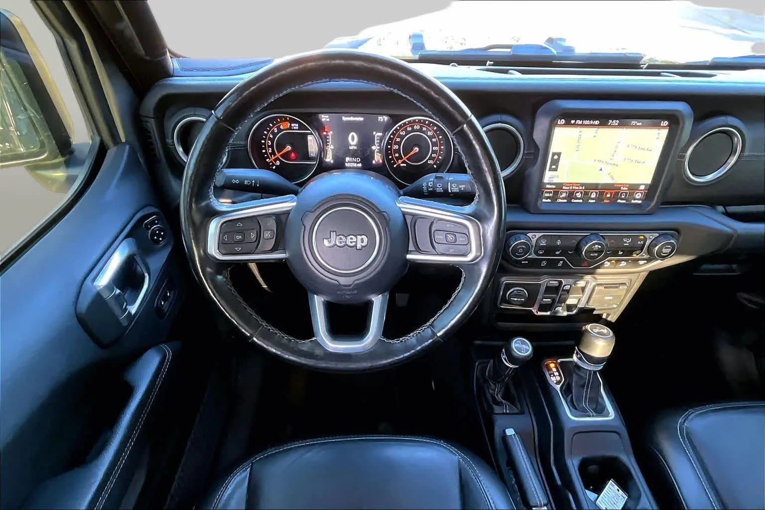 Used 2020 Sting-Gray Clearcoat Jeep Sahara image 6