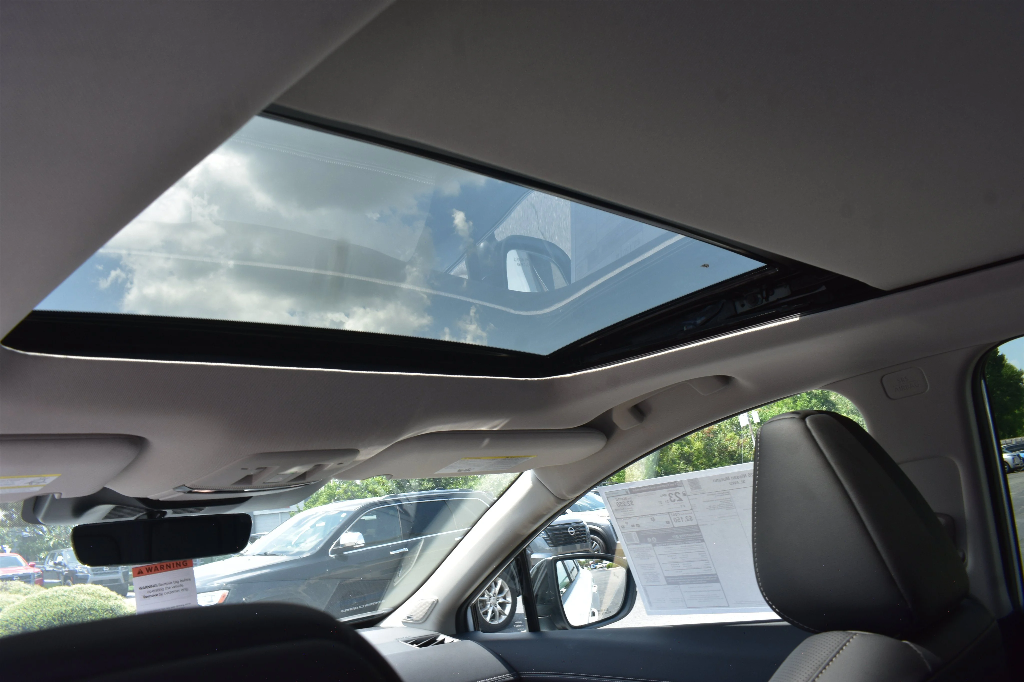 New 2026 Everest White Pearl Tricoat Nissan SL image 19