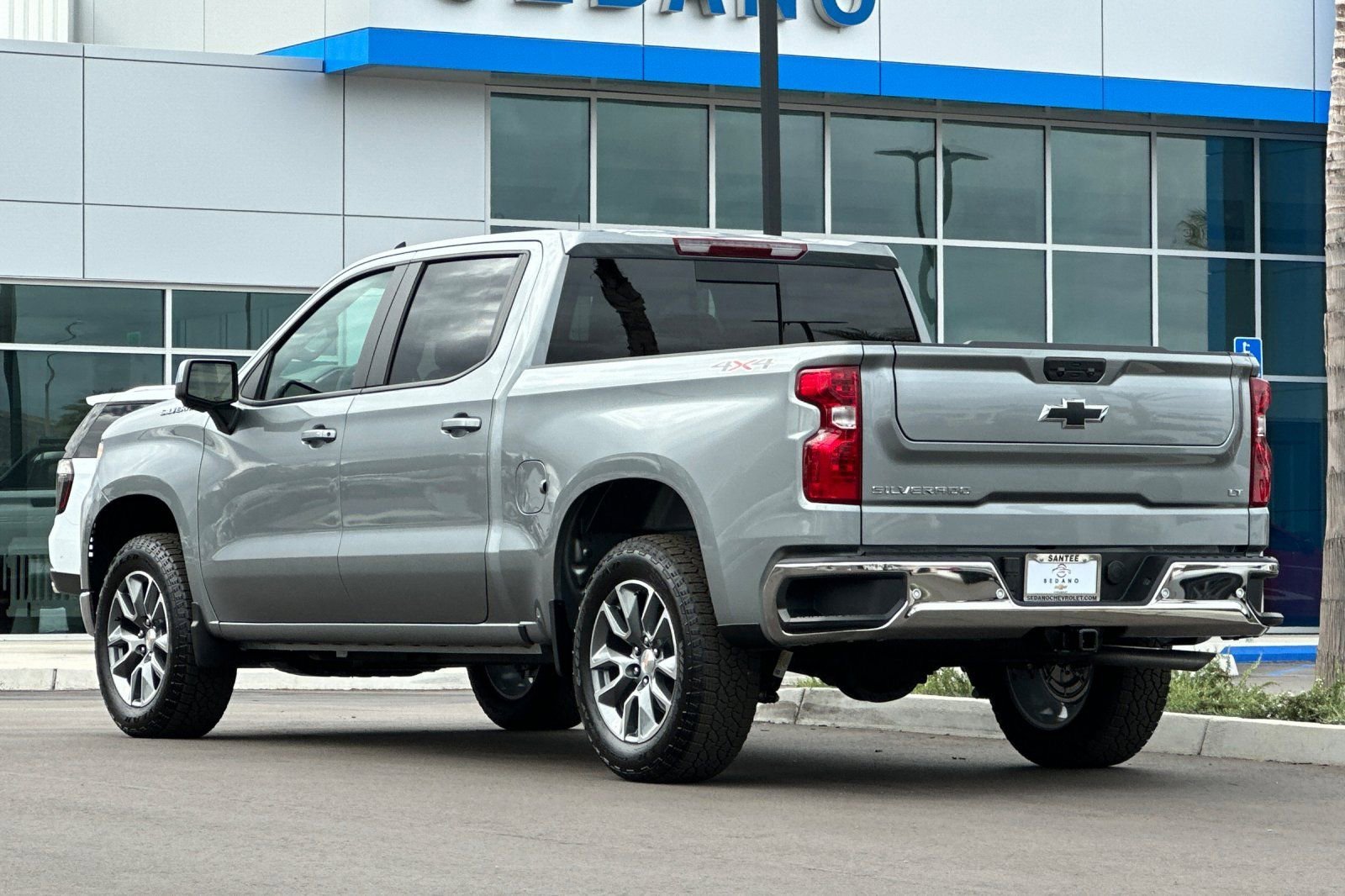 2026 Chevrolet Silverado 1500 LT - Photo 6