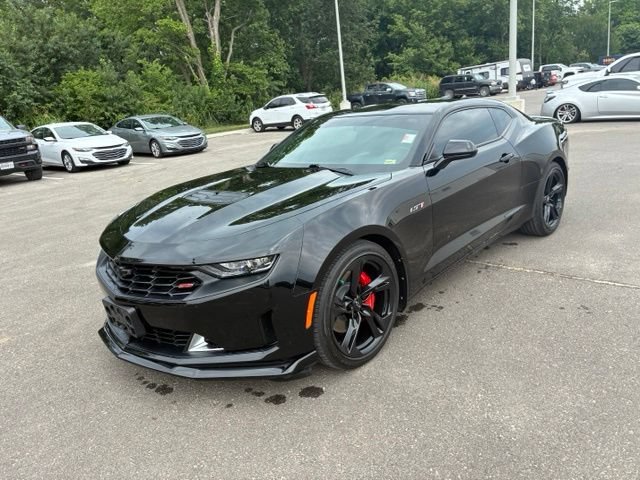 Used 2022 Chevrolet Camaro LT1 with VIN 1G1FF1R75N0105180 for sale in Kansas City