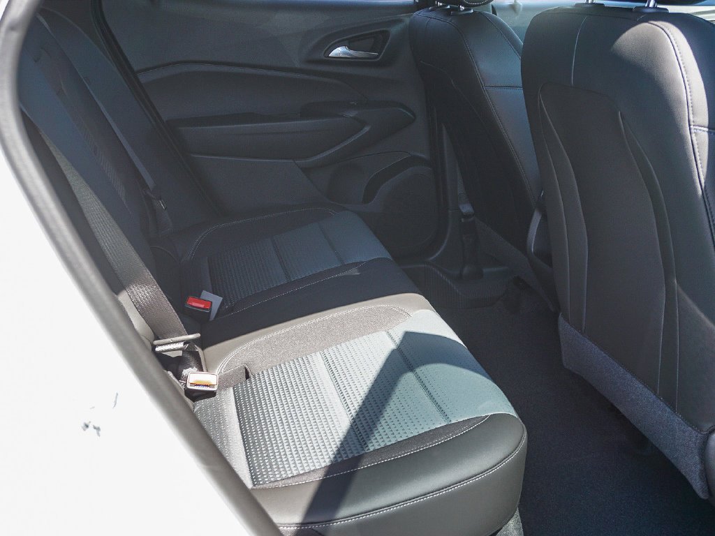 2026 Chevrolet Trax LT - Photo 13