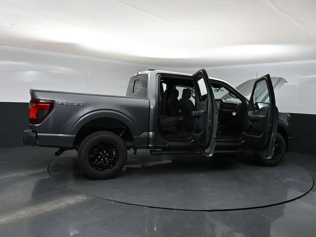 New 2026 Gray Metallic Ford XLT image 39