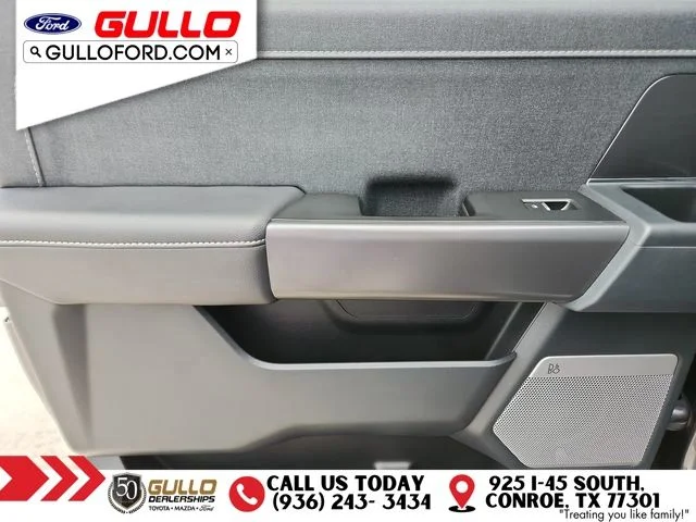 Used 2025 Gray Metallic Ford Lariat image 16