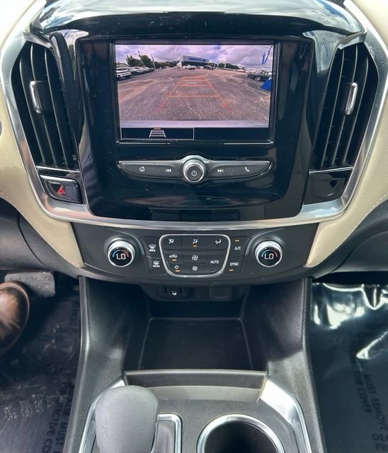 Used 2022 Silver Chevrolet LS image 16