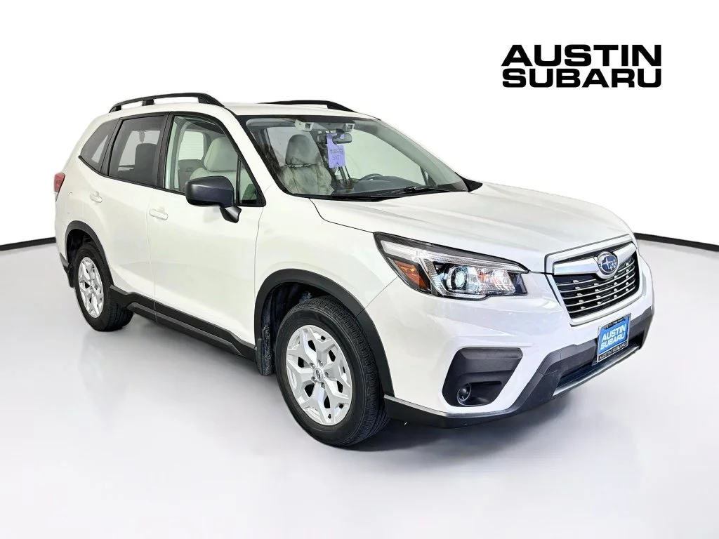 Used 2020 White Subaru Base image 1