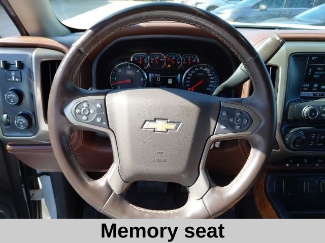 Used 2018 Beige Chevrolet High Country image 11