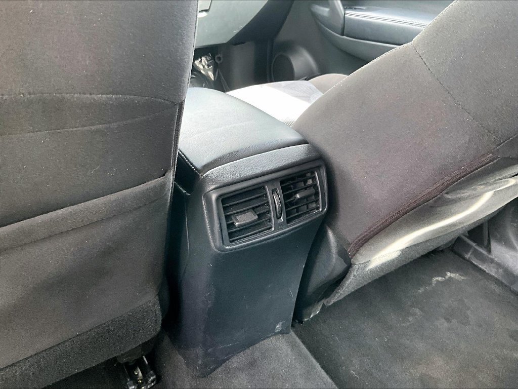 Used 2015 Arctic Blue Metallic Nissan S image 28