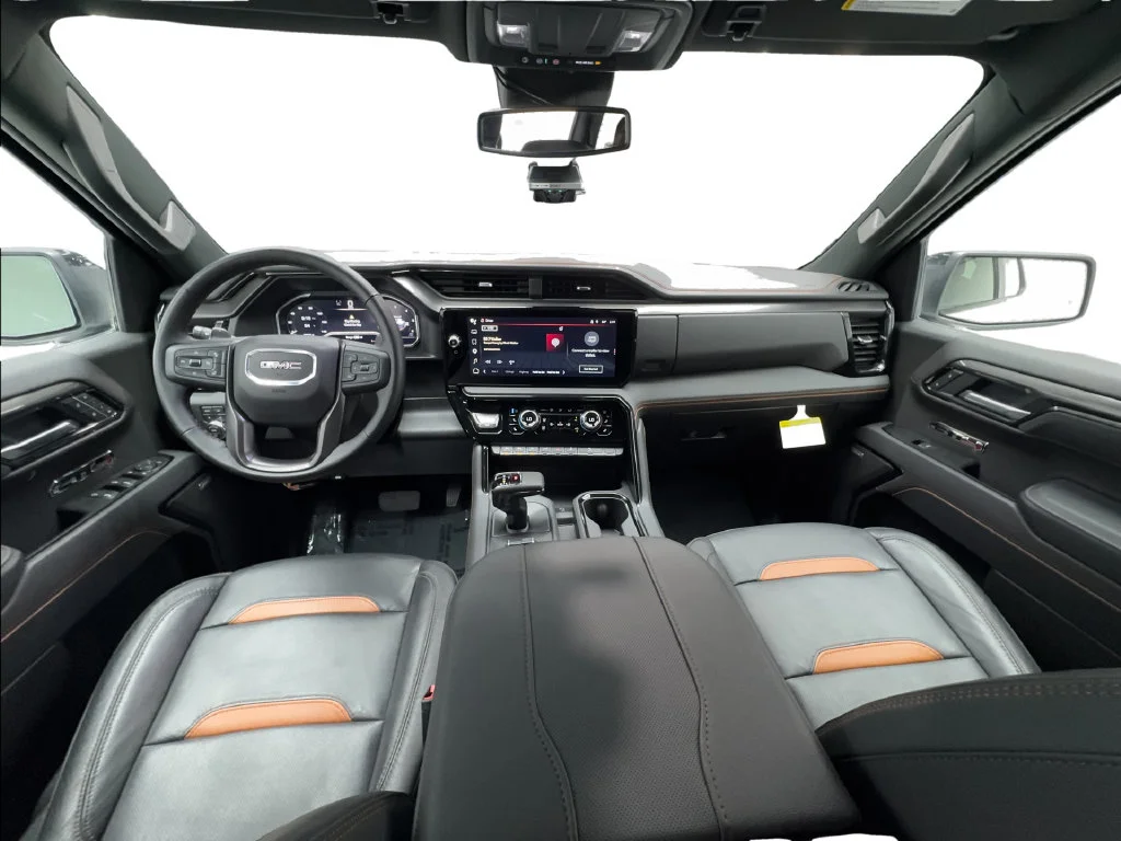 Used 2025 White GMC AT4 image 44