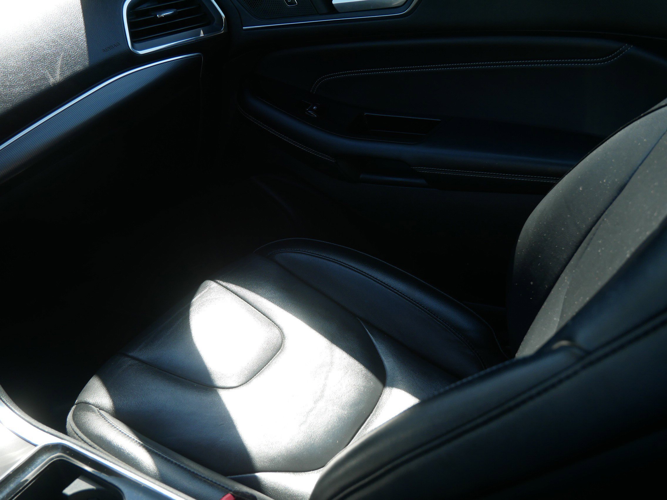 Used 2020 Black Ford Titanium image 17