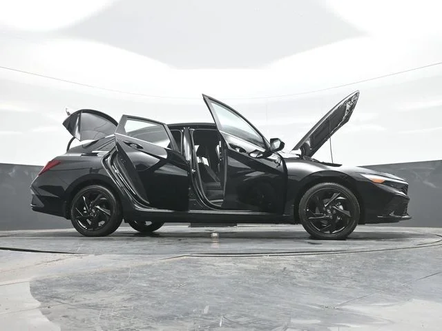 New 2026 Black Hyundai SEL Sport image 31