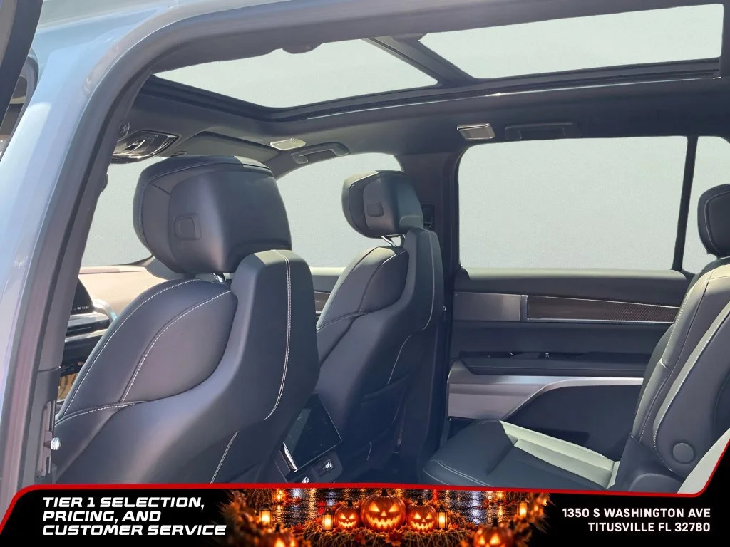 Used 2026 Nimbus Metallic Cadillac Sport image 27